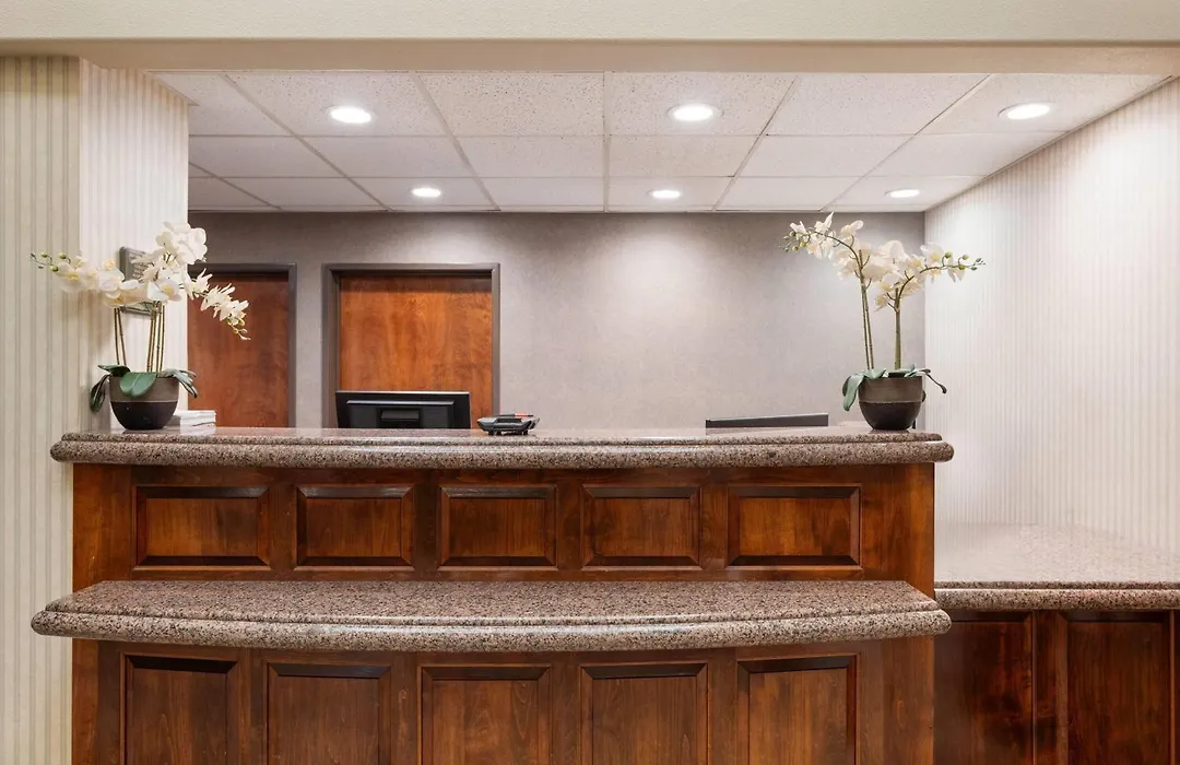 Hawthorn Suites By Wyndham Napa Valley-1