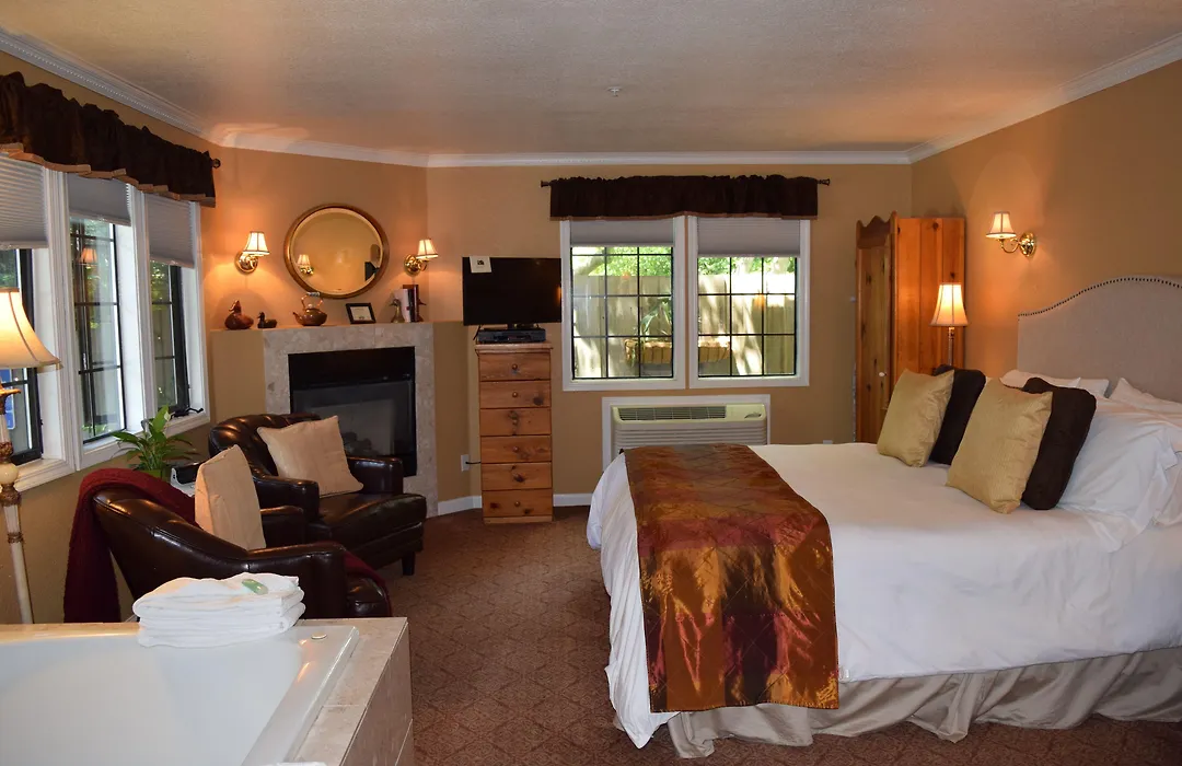 Candlelight Inn Napa Valley-1