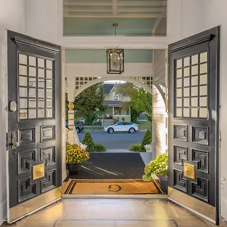 The George - Luxury Boutique Inn-3
