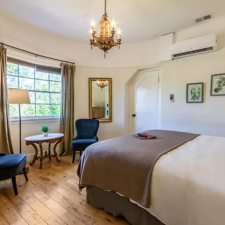 Cedar Gables Inn-3